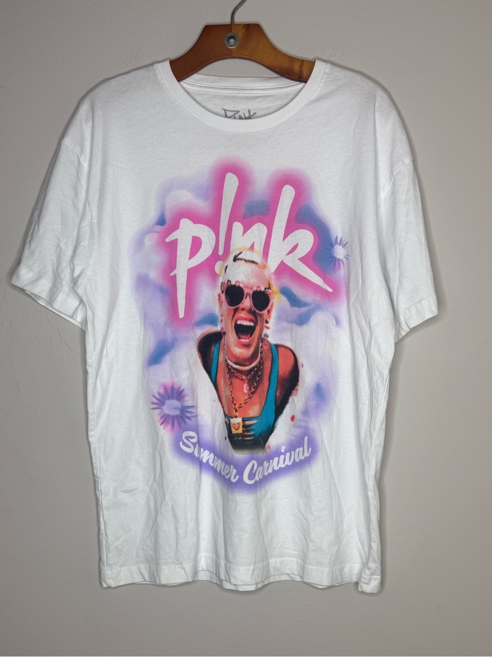 P!nk Pink summer carnival graphic tee size Large